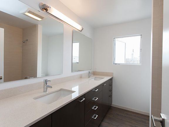 Generous bathroom with double-sink vanity