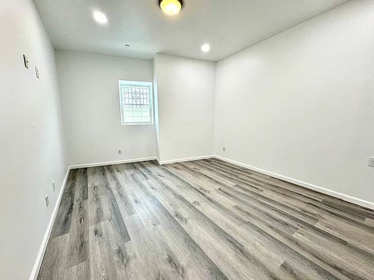 20 N 40th St #1A — Photo 9