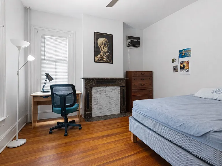 72 Walnut St #A — Photo 9