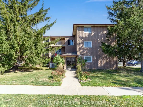 5222 Portage Rd #305, Niagara Falls, ON L2E 6B6
