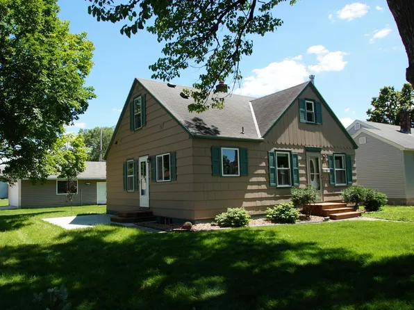 612 12th St N, Benson, MN 56215