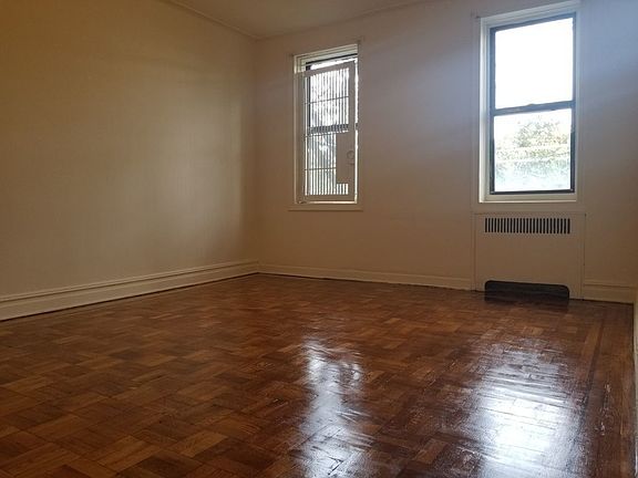 4th image of 533 Ocean Ave #5E