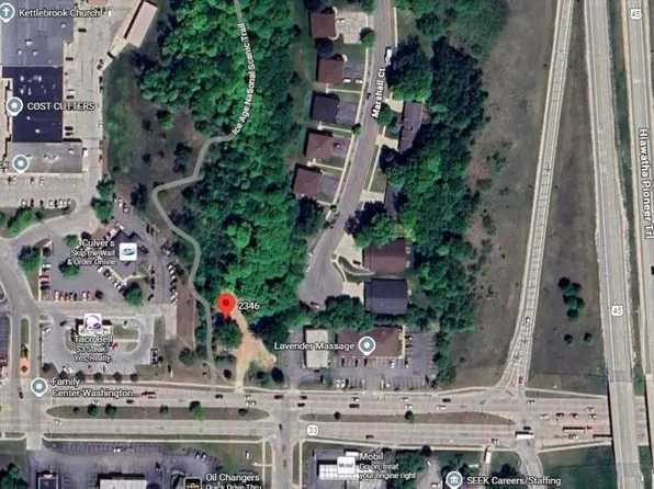 2346 West WASHINGTON STREET, West Bend, WI 53095