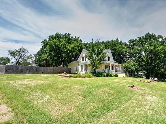 3rd image of 519 Allison Ave