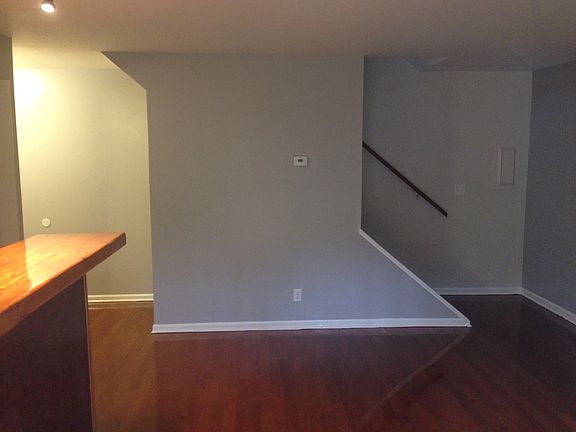 3rd image of 3648 Kenbrooke Ct