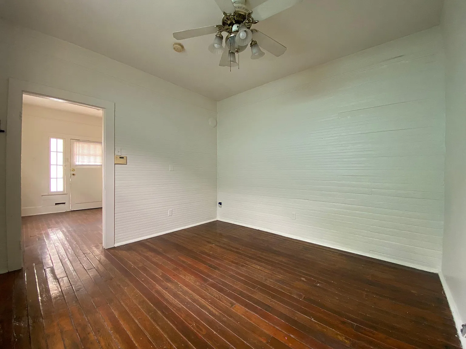 7442 Pitt St — Photo 4