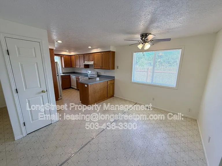 4526 Campbell Dr SE — Photo 7