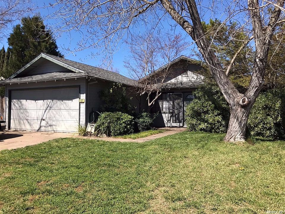 1st image of 127 Evelyn Ct