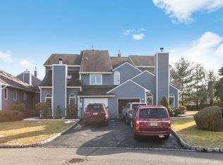 29 Knutsen Dr, West Orange, NJ 07052