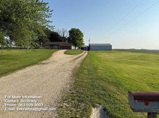 3109 210th St, Winthrop, IA 50682