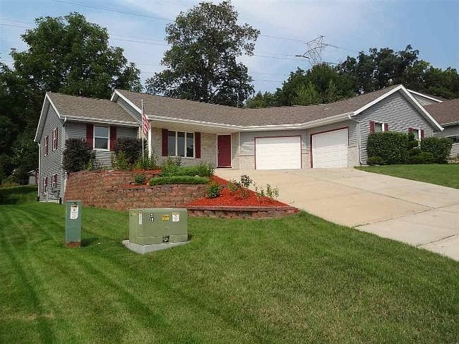 1st image of 1409 Winchester Pl
