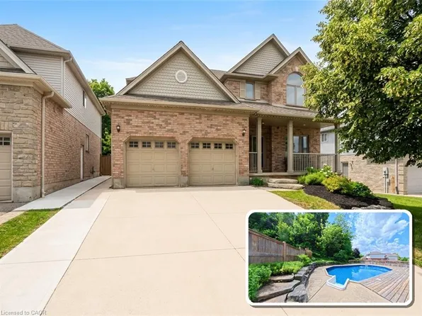 40 McCormick Dr, Cambridge, ON N3C 4C9
