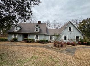 1585 Cedar Grove Rd, Tupelo, MS 38801