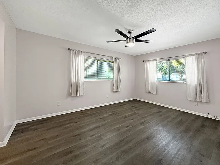 4607 W Fig St #209 — Photo 9