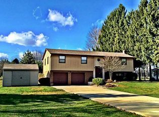 34 Valley Dr, Pataskala, OH 43062