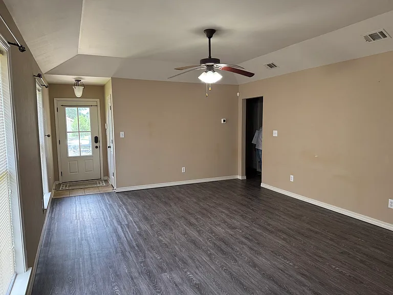 8956 Spring Grv N — Photo 5