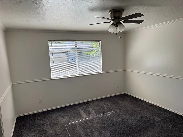 927 S 1635 W — Photo 19