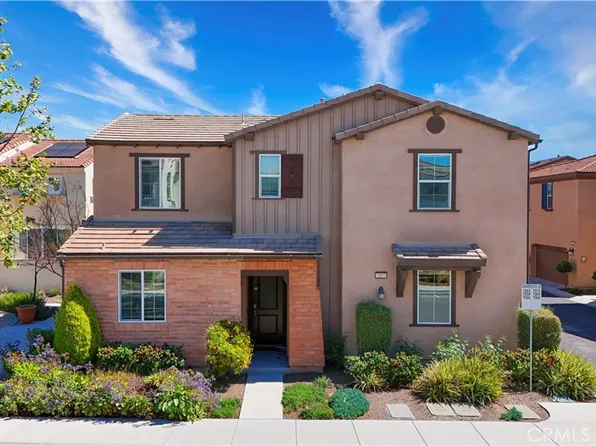 7055 Montecito Ln, Corona, CA 92880