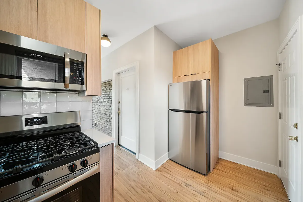 Building Photo - 4325 N Keystone Ave #4319-2N
