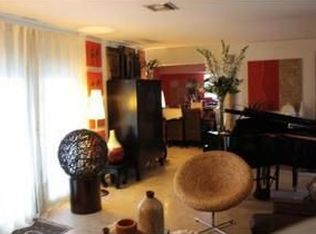 141 NW 35th St, Oakland Park, FL 33309