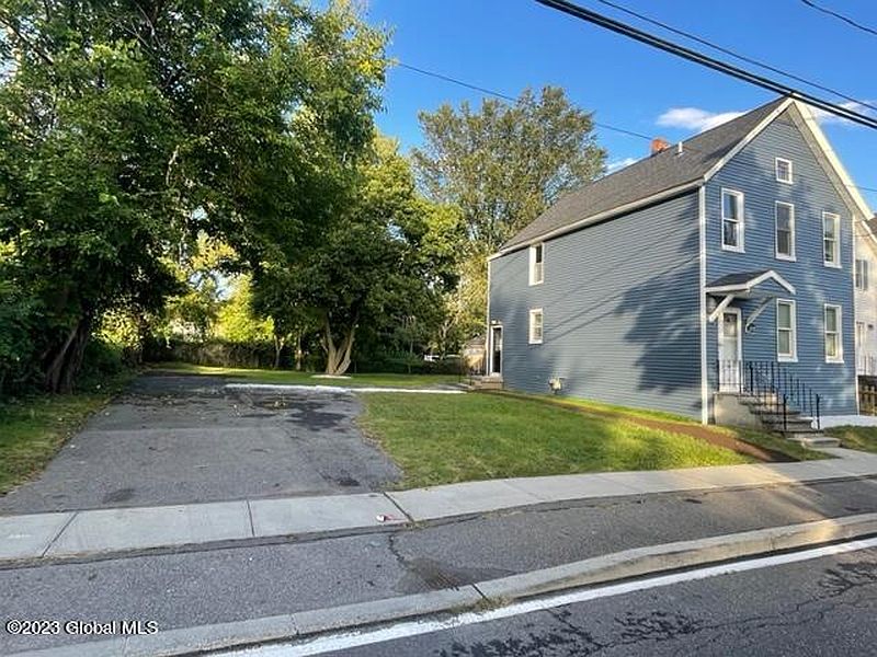 2nd image of 41 Sand Creek Road