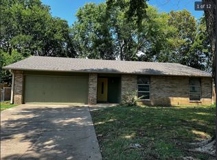 108 W Waco Pl, Broken Arrow, OK 74011