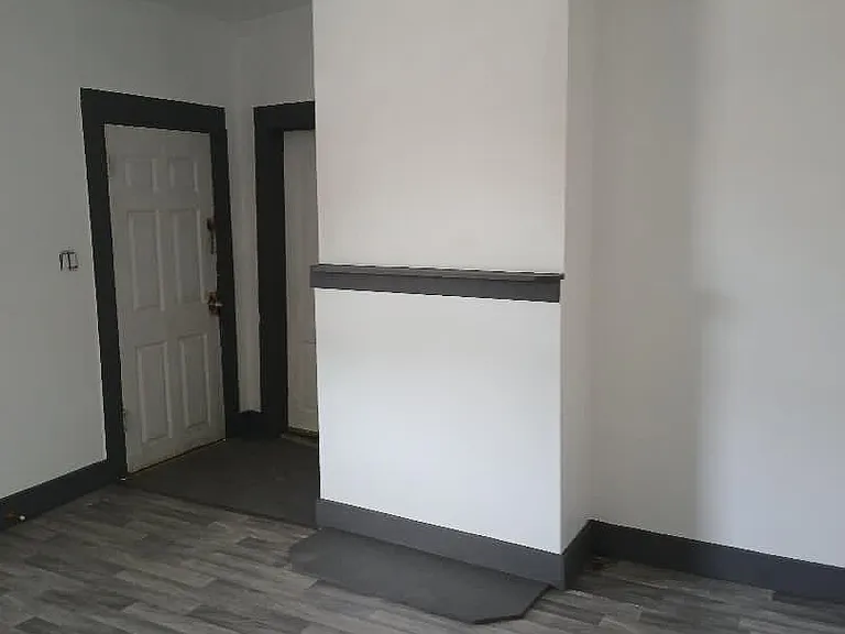 2341 Parker Ave — Photo 9
