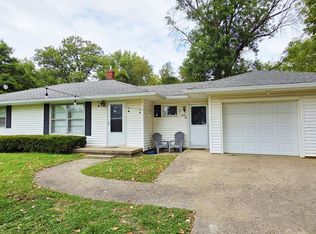 110 Risley Ave, Mount Carmel, IL 62863