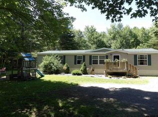 224 Smith Rd, Amsterdam, NY 12010