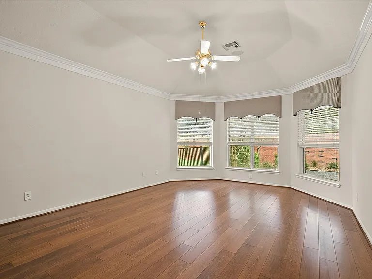 6418 Parkriver Xing — Photo 12