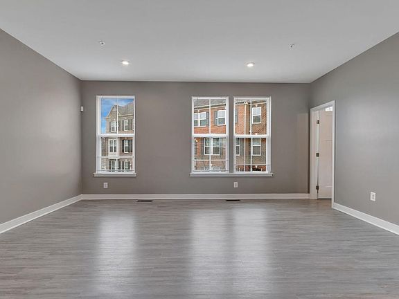 4th image of 3604 Goswell Aly