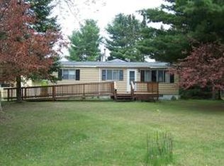 7852 Schleben Rd, Hawks, MI 49743