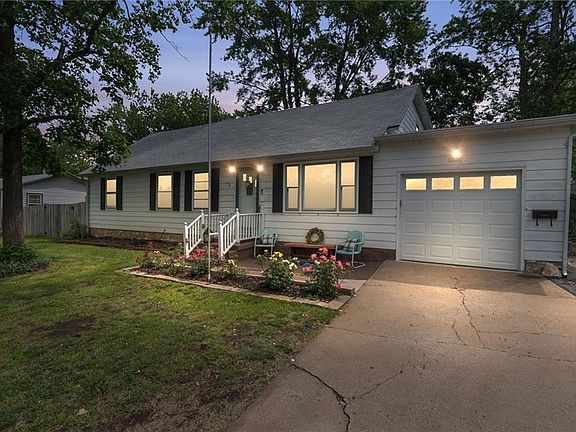 3rd image of 3137 S 9th Pl
