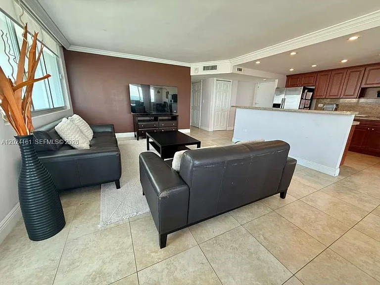 7135 Collins Ave #815 — Photo 8