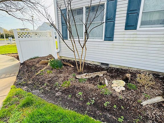 4th image of 33688 Briar Ct S Unit Jj3