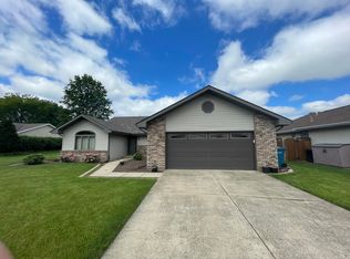 1614 Lake St, Dyer, IN 46311