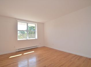 22 E Westfield Ave APT C1, Roselle Park, NJ 07204