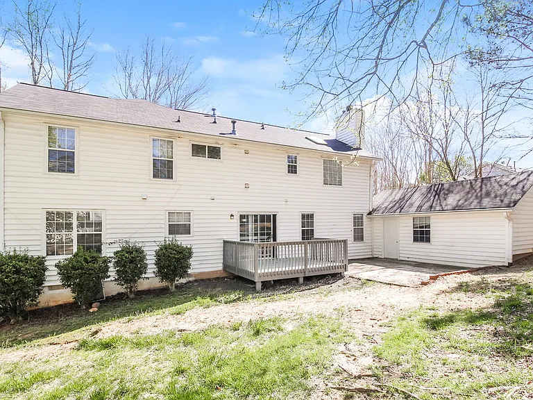 2915 Emerson Lake Dr — Photo 23