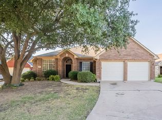 2307 Richmond Cir, Mansfield, TX 76063
