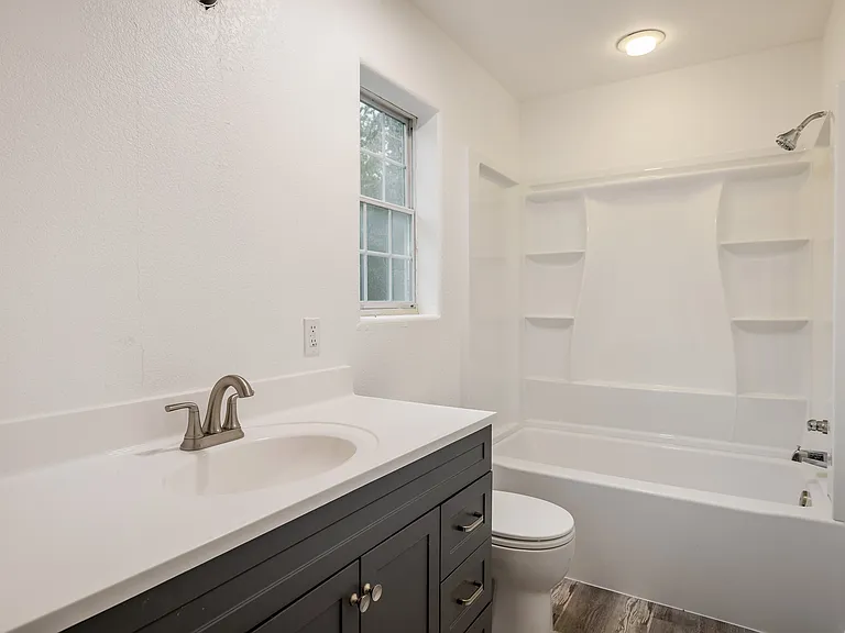 177 Lake St #2 — Photo 5
