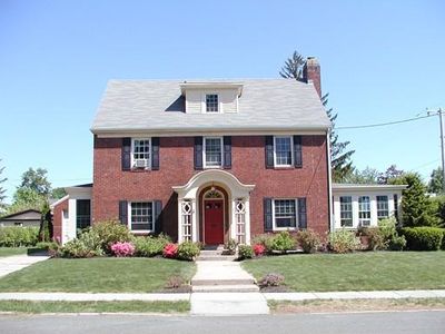 25 Harvard St, Holyoke, MA, 01040