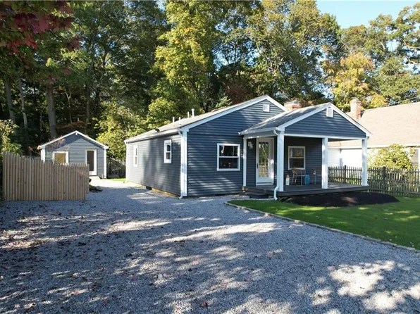 226 Plum Point Rd, Saunderstown, RI 02874