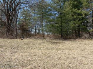 75 The Landings, Taylorsville, KY 40071