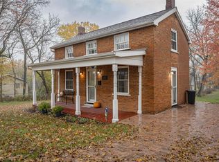 813 Clinton St, Galena, IL 61036