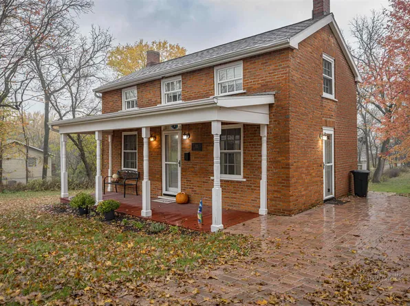 813 Clinton St, Galena, IL 61036