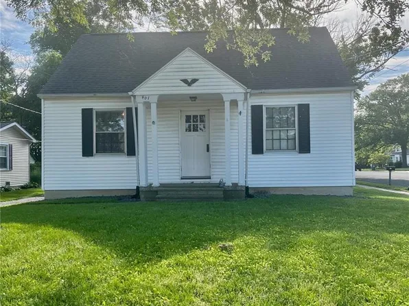 401 S Hanover St, Okawville, IL 62271