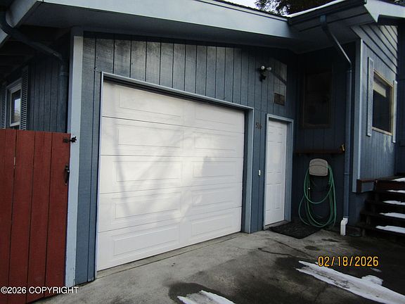 4th image of 516 Bonaparte Cir