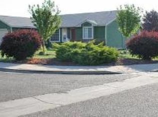 108 N Woodglen Pl, Meridian, ID 83646