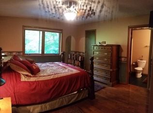 N4655 Old Hickory Dr, Onalaska, WI 54650