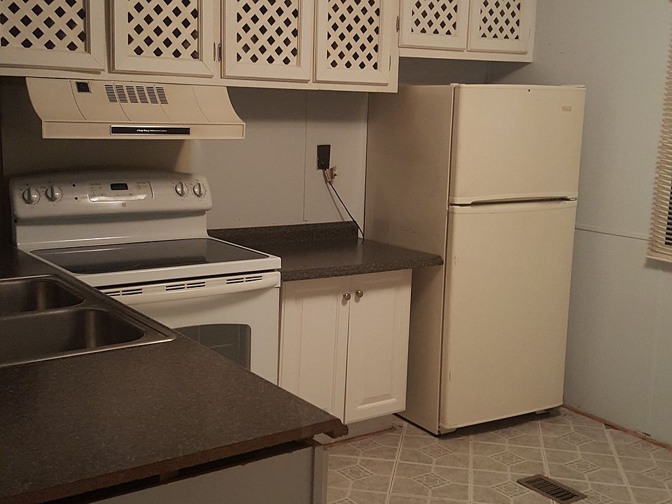 2nd image of 350 Country Estates Mhp